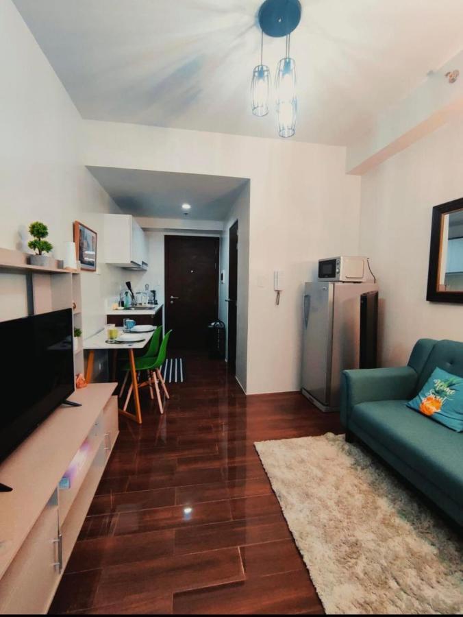 Air Residence 1Br With Balcony Free Netflix And Disney Plus Manila Exterior foto